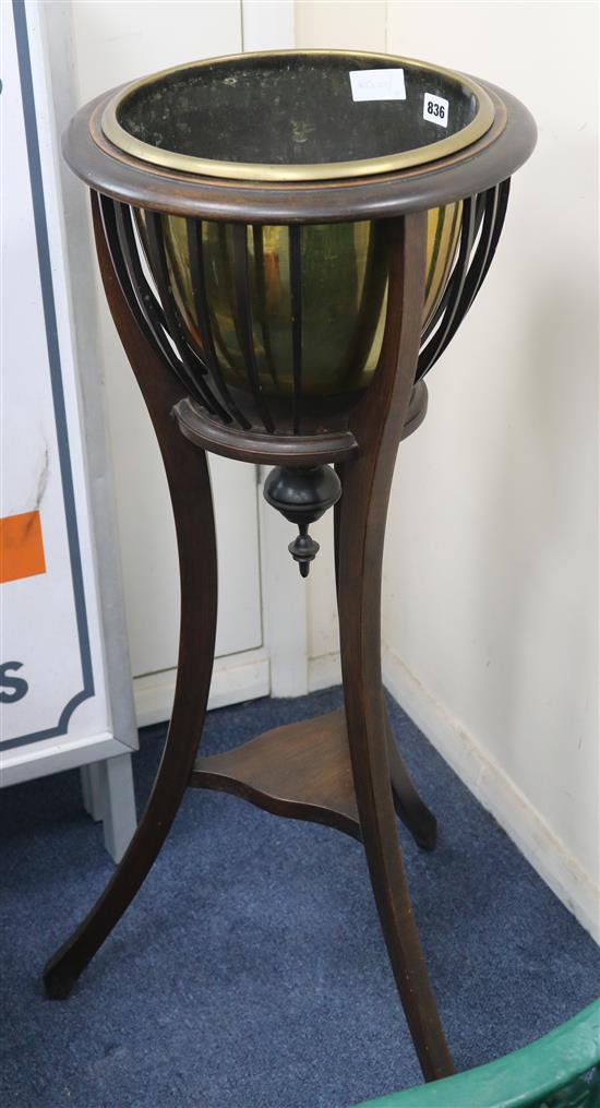 An Edwardian jardiniere W.48cm